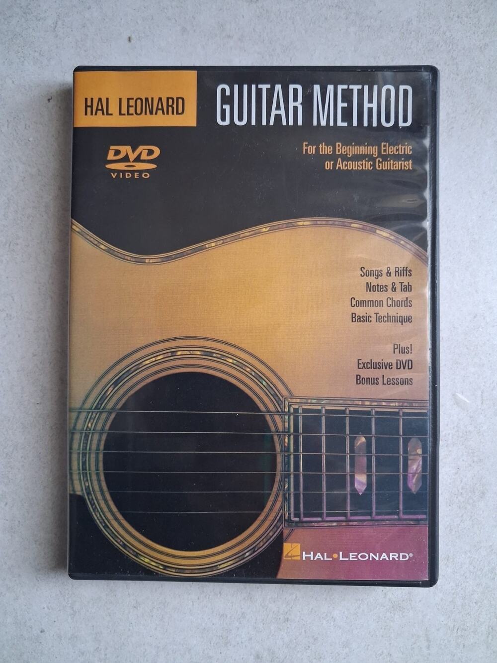 Hal Leonard Guitar Method DVD Tom Kolb Beginner Acoustic Electric Guitar HL00697